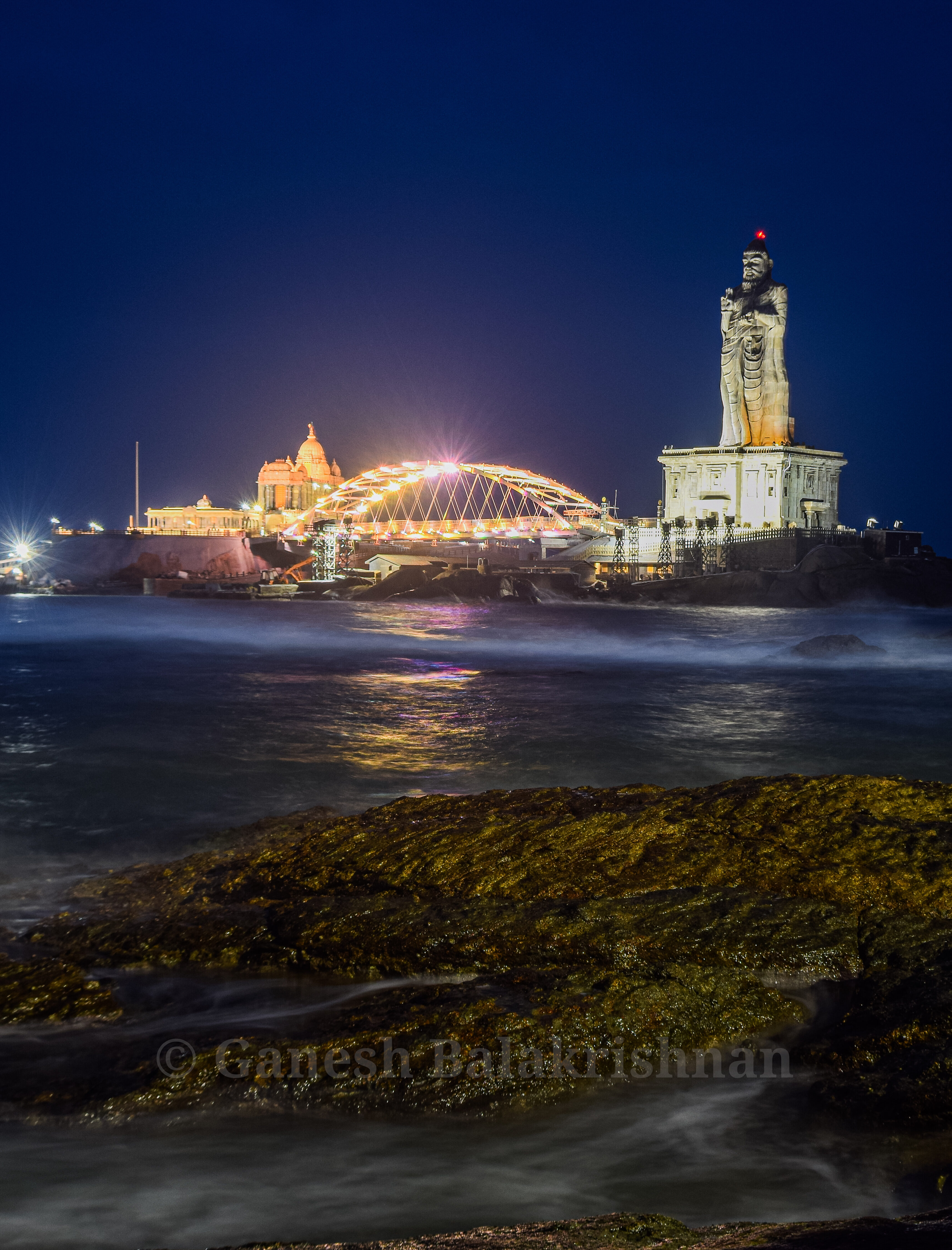 Thiruvalluvar Statue and Vivekananda Rock at Night – Kanyakumari