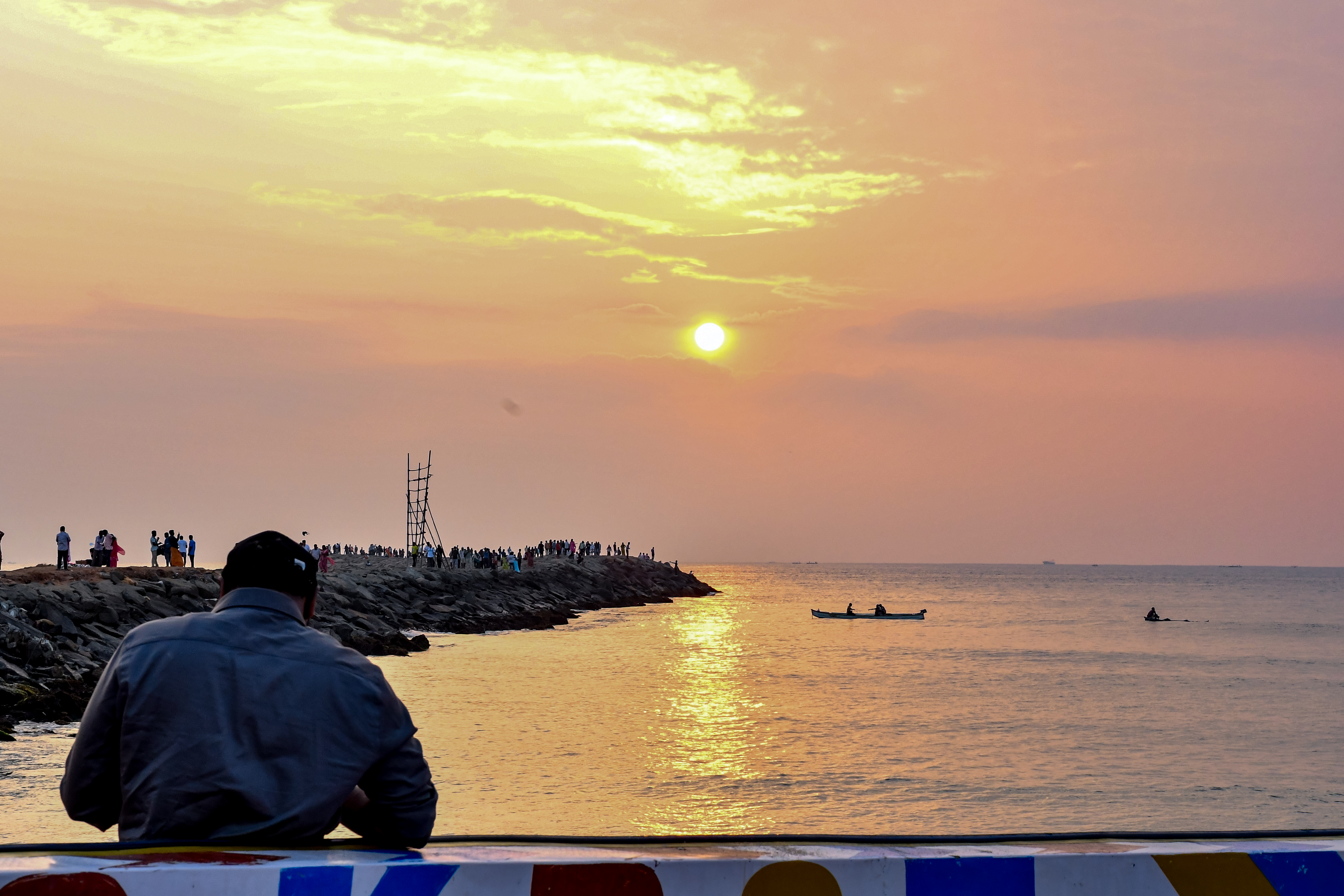 Sunrise View with Visitors at Kanyakumari Coast – Morning Seascape | Kanyakumari Sunrise Media