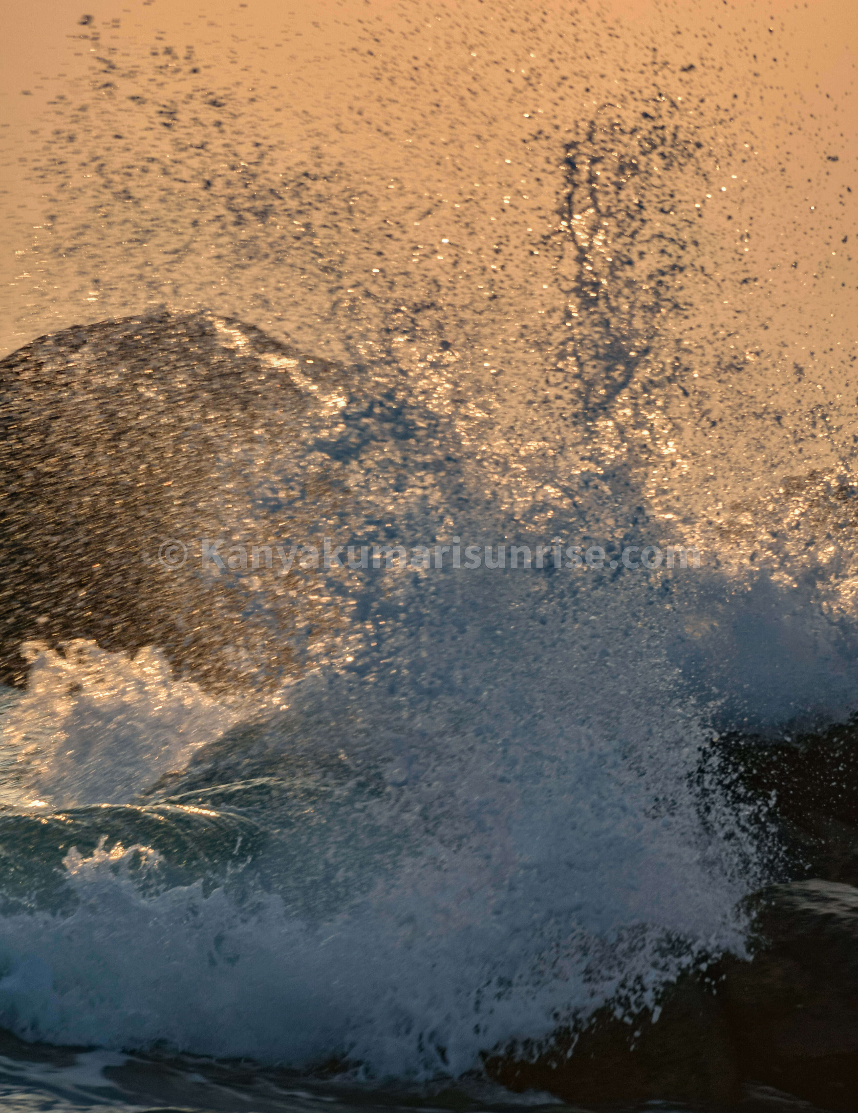 Kanyakumari Sunset Golden Waves – HD Photo Download